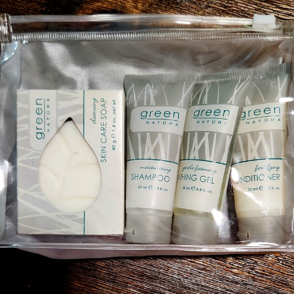 Green Natura 🌿 Travel Kit w/ pouch - soap, shower gel, shampoo, conditioner